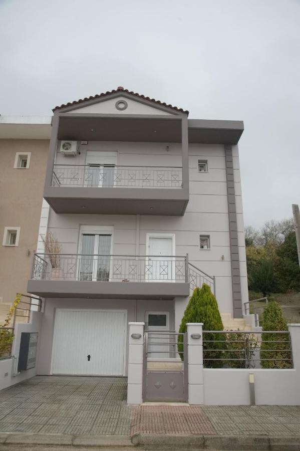 Βίλα Ρόζι 卡兰巴卡 外观 照片